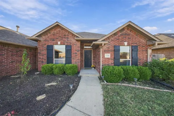 7316 Winding Meadow LN, Oklahoma City, OK 73132