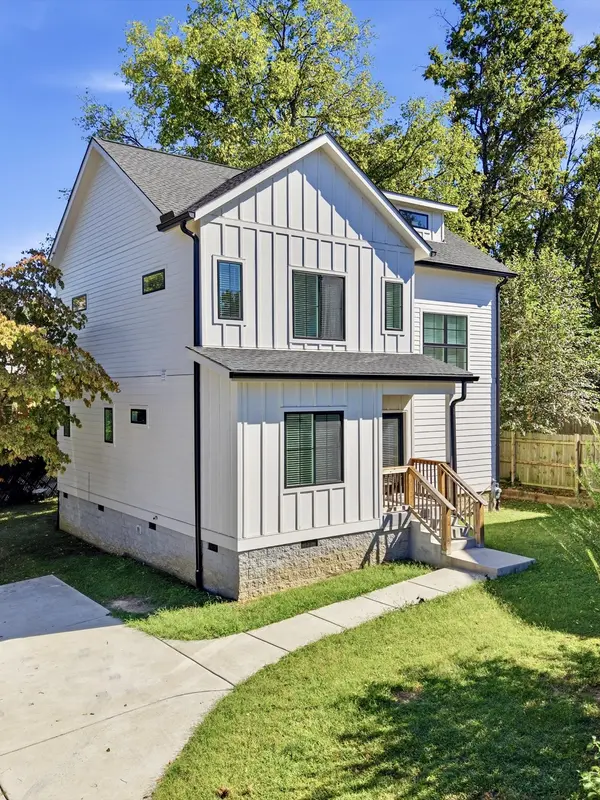 1509B Corder Dr, Nashville, TN 37206