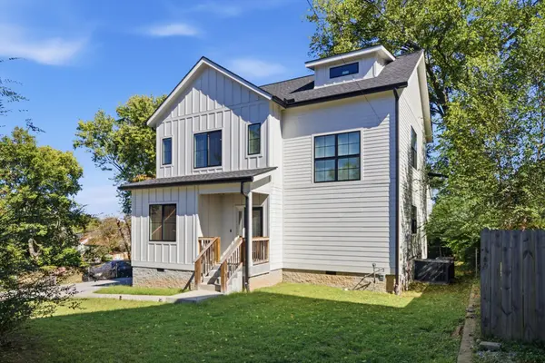 1509B Corder Dr, Nashville, TN 37206
