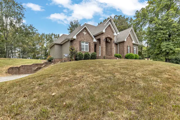 4610 Martins Chapel Rd, Springfield, TN 37172