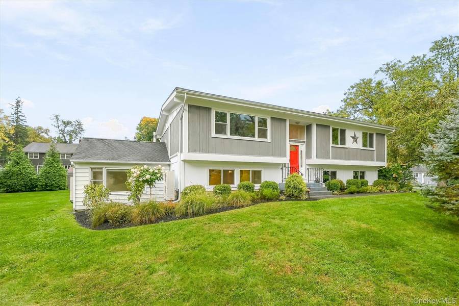 152 California RD, Yorktown Heights, NY 10598