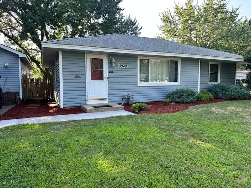8940 Columbus AVE S, Bloomington, MN 55420