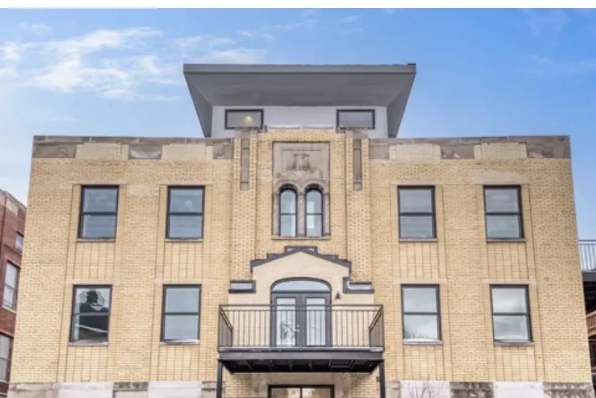 4637 N Ashland AVE #401, Chicago, IL 60640