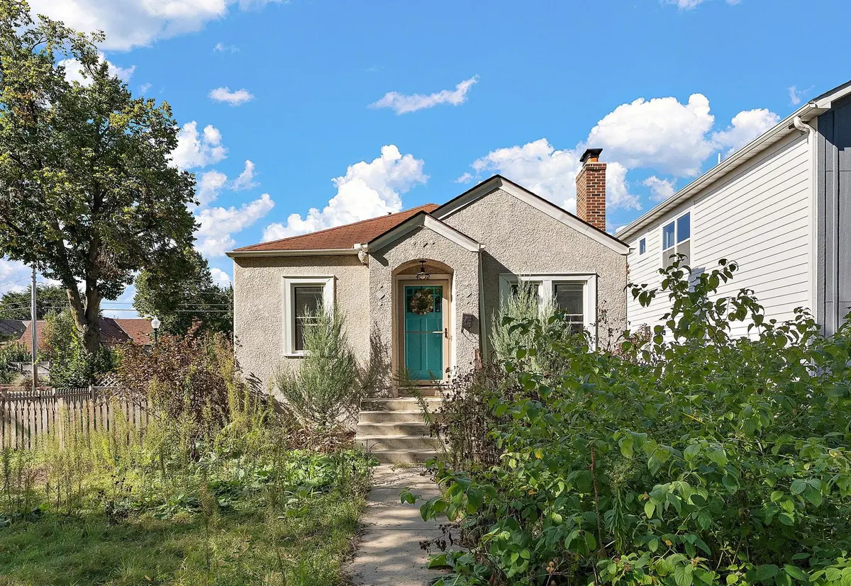 4252 Oakland AVE, Minneapolis, MN 55407