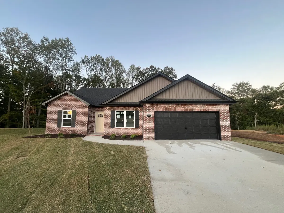 369 Idell Ct, Clarksville, TN 37042