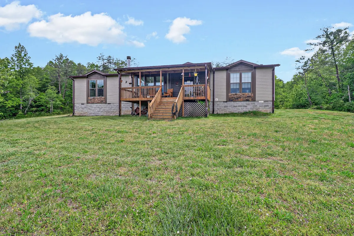 4455 Jonesville Rd, Clarkrange, TN 38553