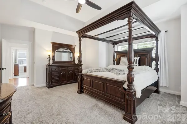 7337 Cascading Pines DR, Tega Cay, SC 29708
