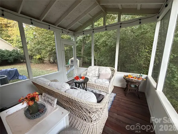 4126 Medford DR NW, Concord, NC 28027