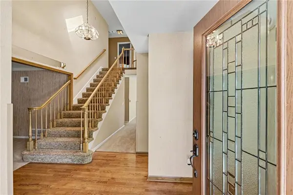 12015 Slater ST, Overland Park, KS 66213