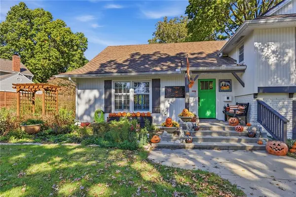 5200 W 81st ST, Prairie Village, KS 66208
