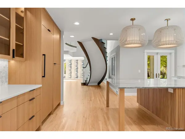 3045 Ohm, Denver, CO 80209