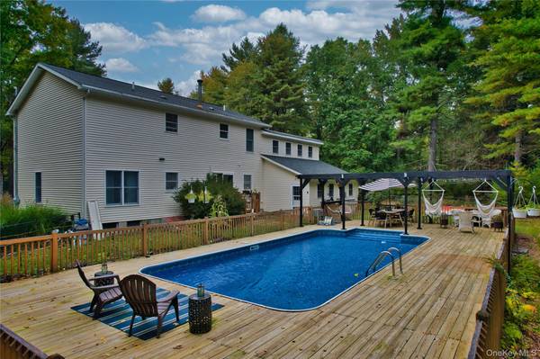 1431 Forestburgh RD, Glen Spey, NY 12737