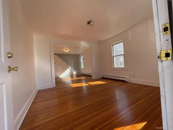 8 School ST #B, Beacon, NY 12508