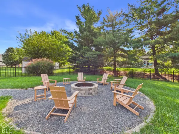8801 Harrison Pkwy, Fishers, IN 46038