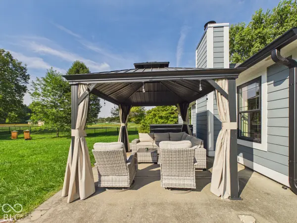 8801 Harrison Pkwy, Fishers, IN 46038