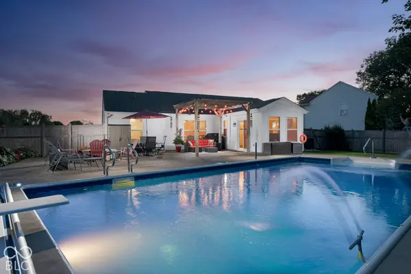 3786 Challenger DR, Westfield, IN 46062