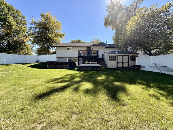 805 Hillcrest DR, Greencastle, IN 46135