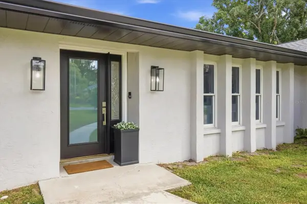 5605 SAWGRASS RD, Sarasota, FL 34232