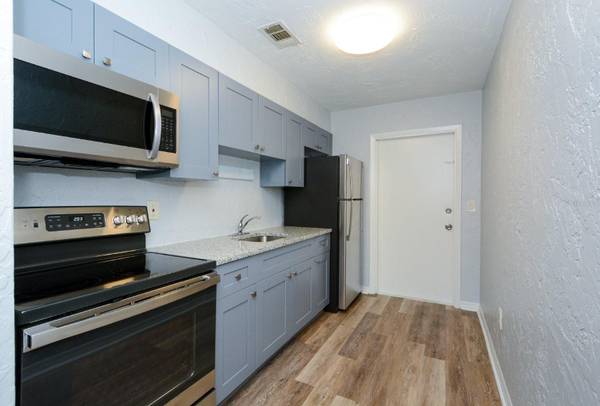2519 9TH AVE W #1, Bradenton, FL 34205