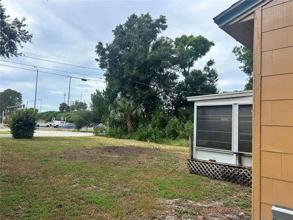 1920 23RD AVE N, St Petersburg, FL 33713