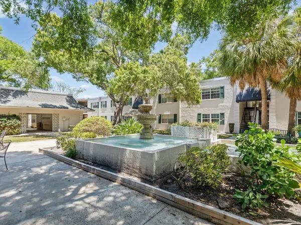 4335 AEGEAN DR #128A, Tampa, FL 33611