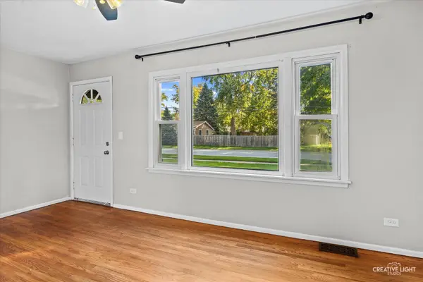 1114 S President ST, Wheaton, IL 60189