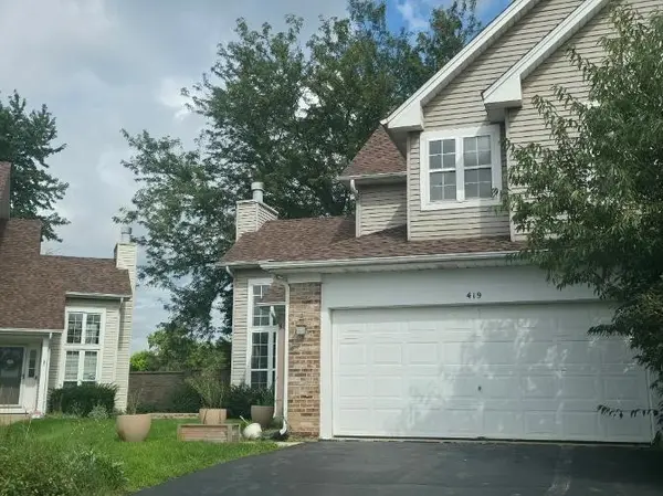 419 Prairieview DR, Oswego, IL 60543
