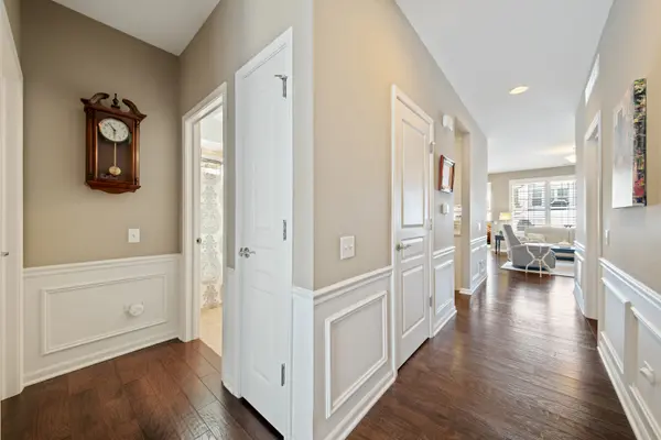 840 Voyage WAY, Elgin, IL 60124