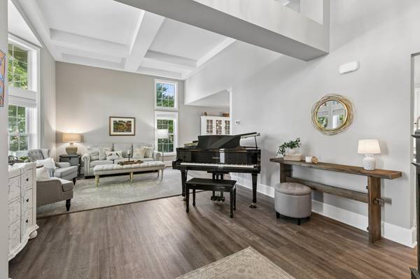 505 Severn WAY, Eagan, MN 55123