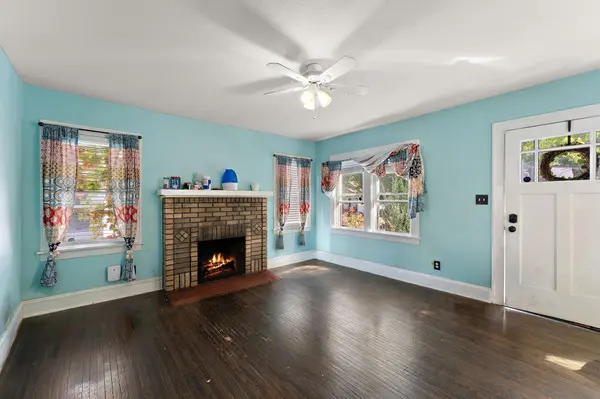 4252 Oakland AVE, Minneapolis, MN 55407