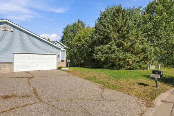 6696 381st ST, North Branch, MN 55056