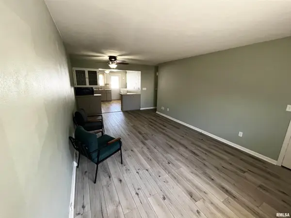 420 BRENTWOOD RD #301, Morton, IL 61550