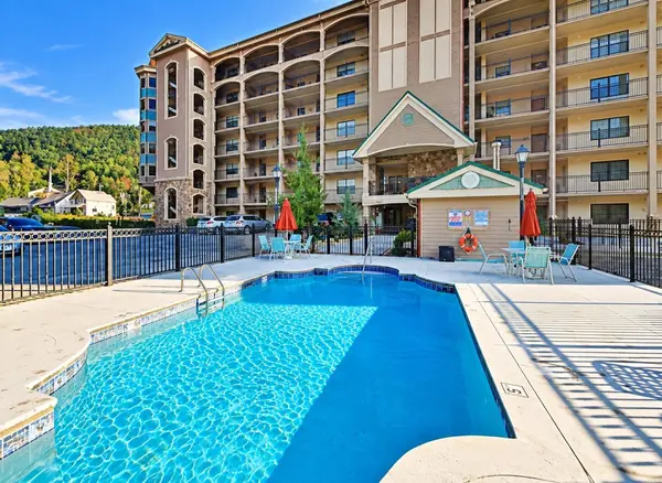210 Roaring Fork Ext #404, Gatlinburg, TN 37738