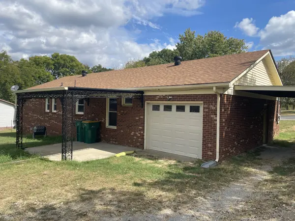 1260 Verona Caney Ave, Lewisburg, TN 37091