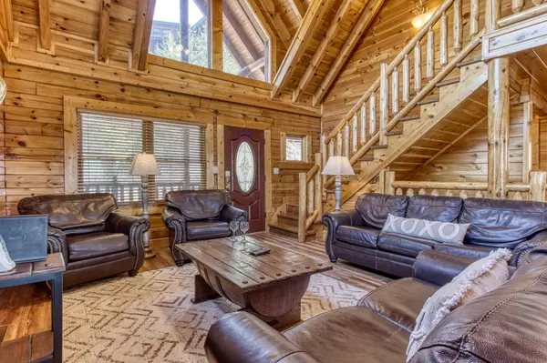 1728 Summit View Way, Sevierville, TN 37862
