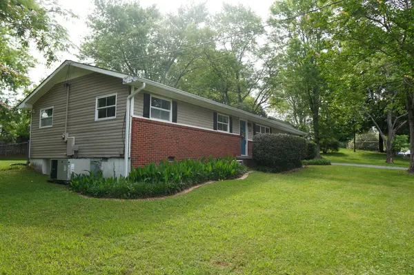250 Royal Dr #NW, Cleveland, TN 37312
