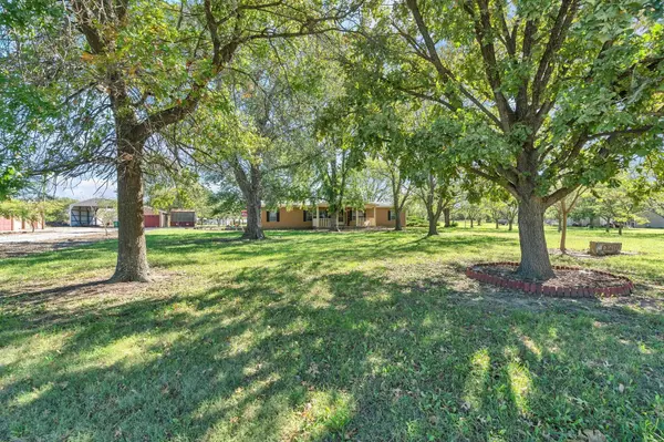 9668 SW Linden St, Augusta, KS 67010