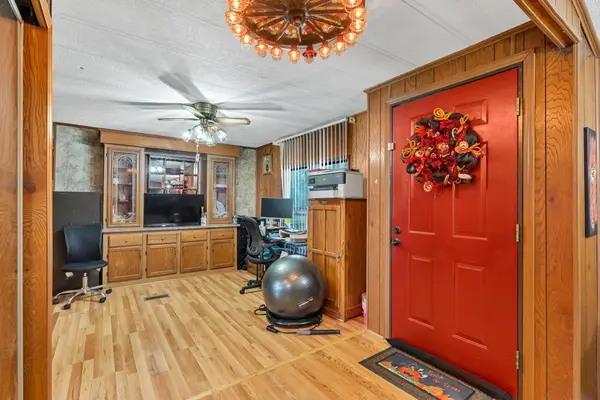 9668 SW Linden St, Augusta, KS 67010