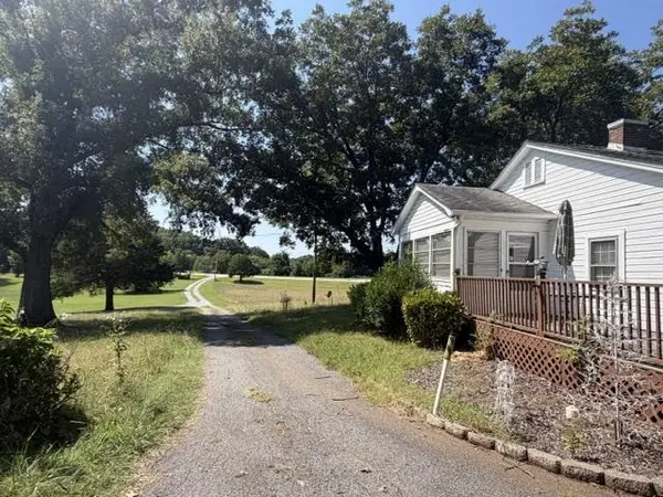 2703 Wilkinsville Hwy, Gaffney, SC 29340-5236