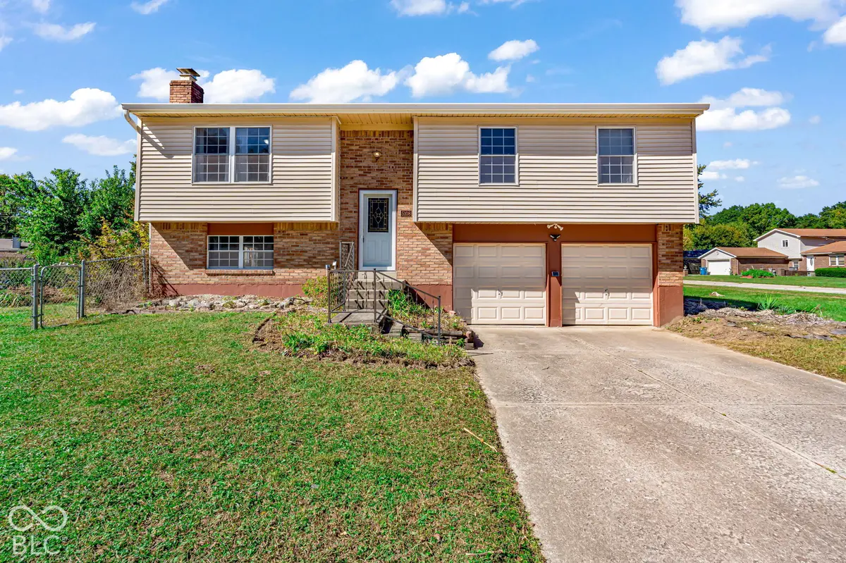 5108 Honey Manor CT, Indianapolis, IN 46221
