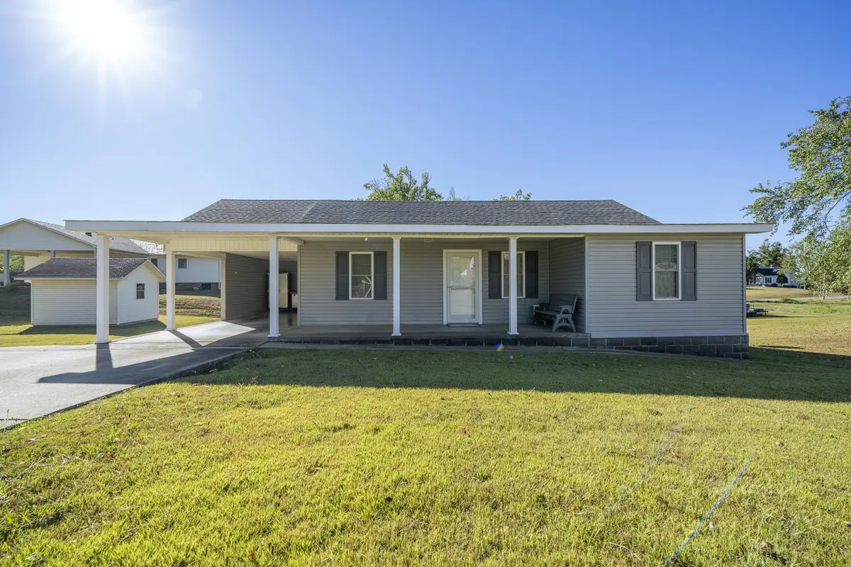 122 CANBY CIR, Savannah, TN 38372