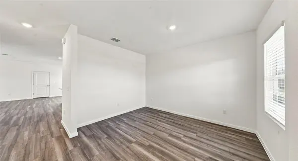 101 Liam WAY, Taylor, TX 76574