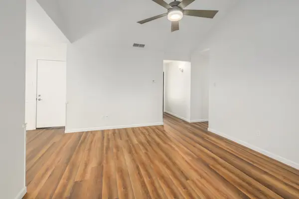 8206 Wavertree CT, Austin, TX 78745