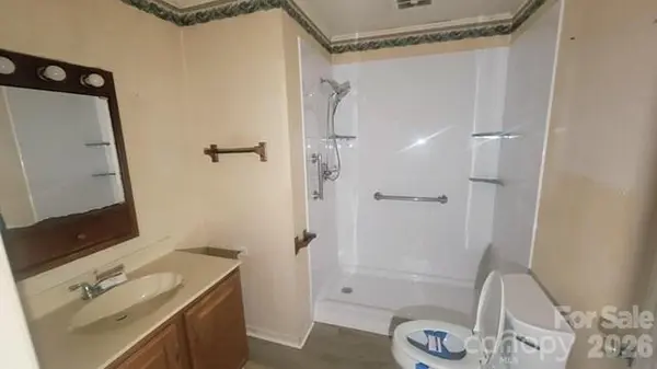 910 W Mauney AVE, Gastonia, NC 28052