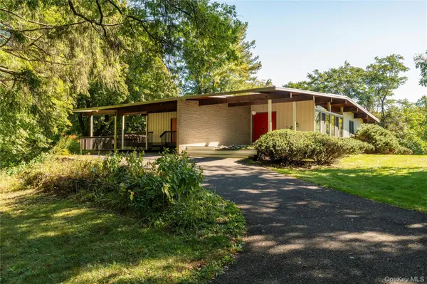 1156 Ulster Landing RD, Saugerties, NY 12477