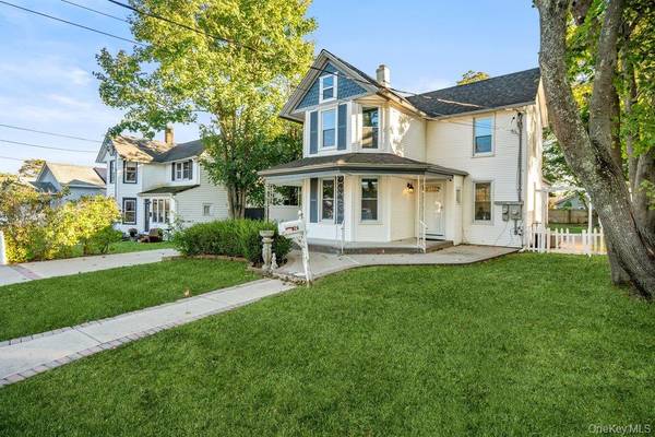 26 Northridge ST, Patchogue, NY 11772