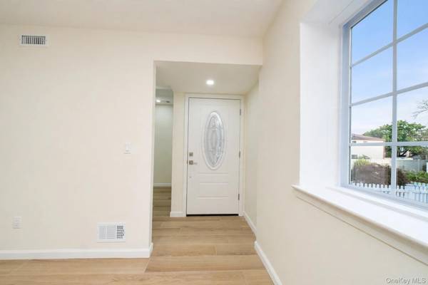 18B Dreyer AVE #B, Staten Island, NY 10314