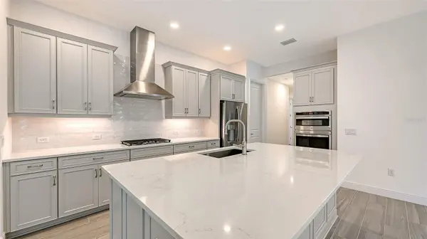 17645 MEANDERING PALMS XING, Bradenton, FL 34212