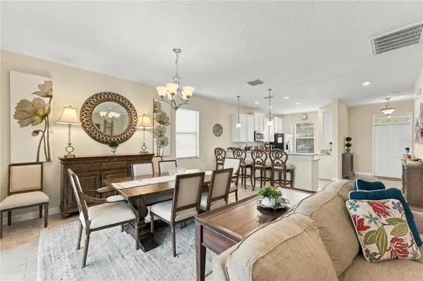 9037 SHADOW MOUNTAIN ST, Davenport, FL 33896