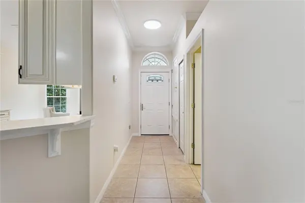 5018 TEMPIC DR, Mount Dora, FL 32757